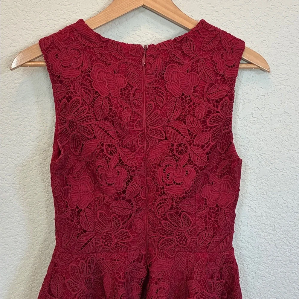 NICHOLAS red lace midi dress - Picture 5 of 12